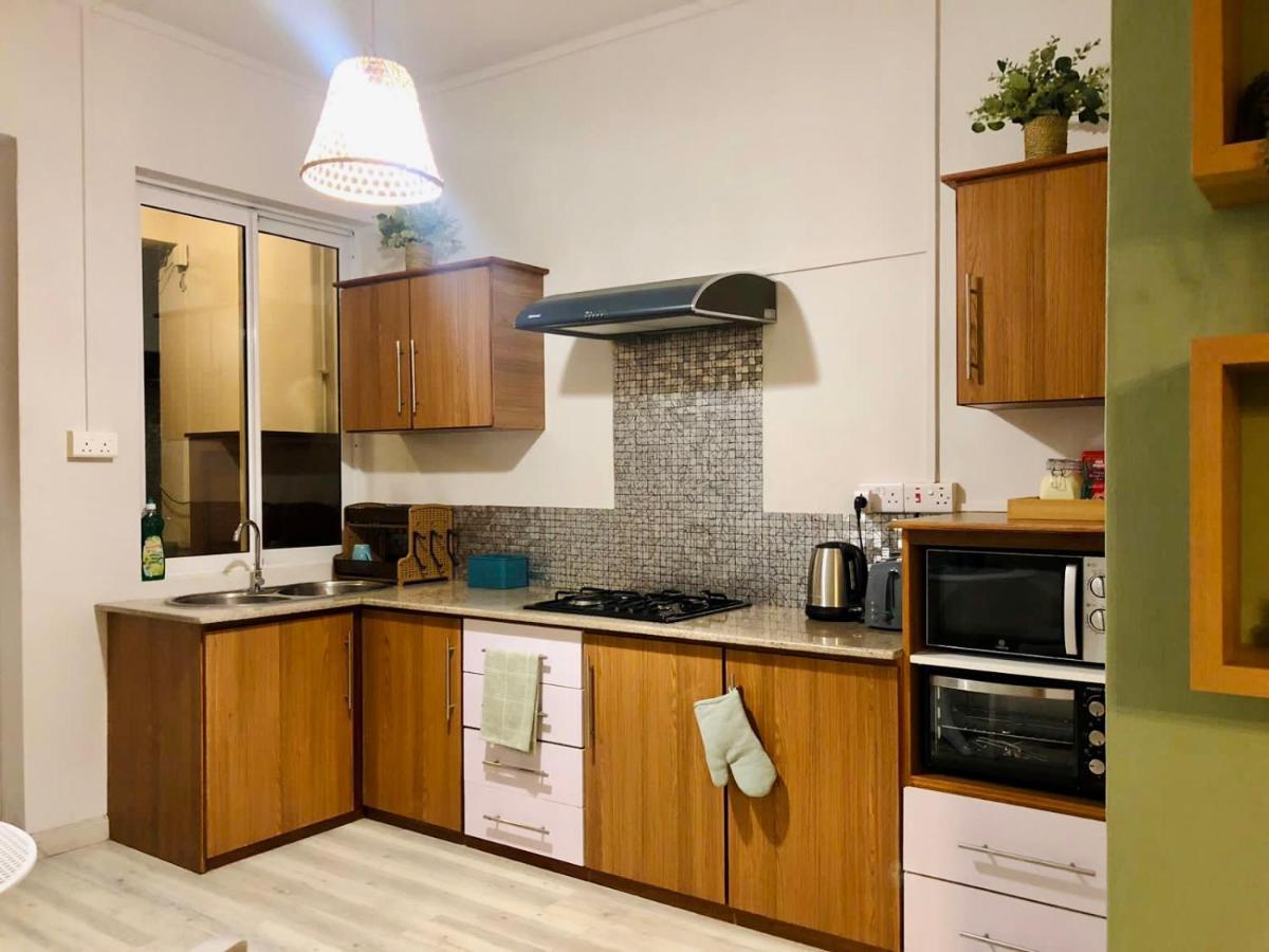 Ibiza Apartment - 150M From The Beach Flic-en-Flacq Exteriör bild